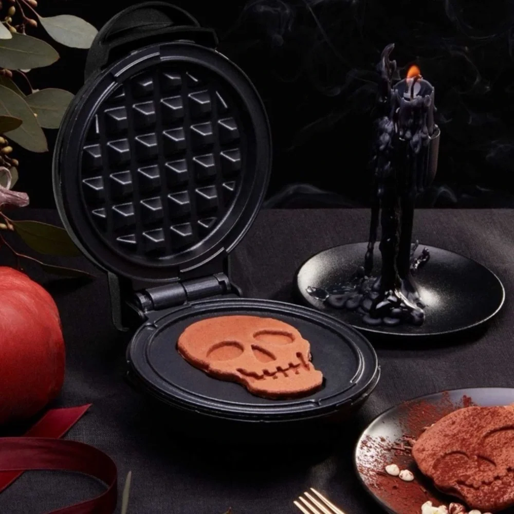NIB! 3 Skull Spider Web Pumpkin Waffle Pancake Maker